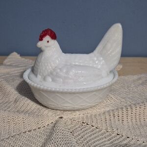 Westmoreland Milk Glass Hen On A Nest With Red Comb